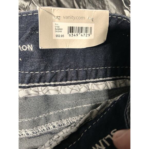 Vanity Premium Collection Jeans Womens 26x24 Slim Crop Embellished Triple Button - Picture 7 of 9